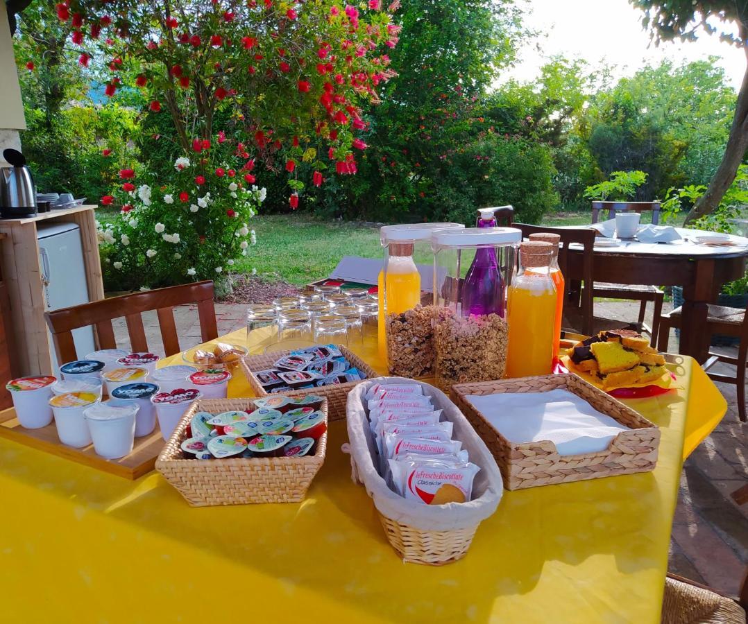 Il Girasole Country House Camerano Esterno foto