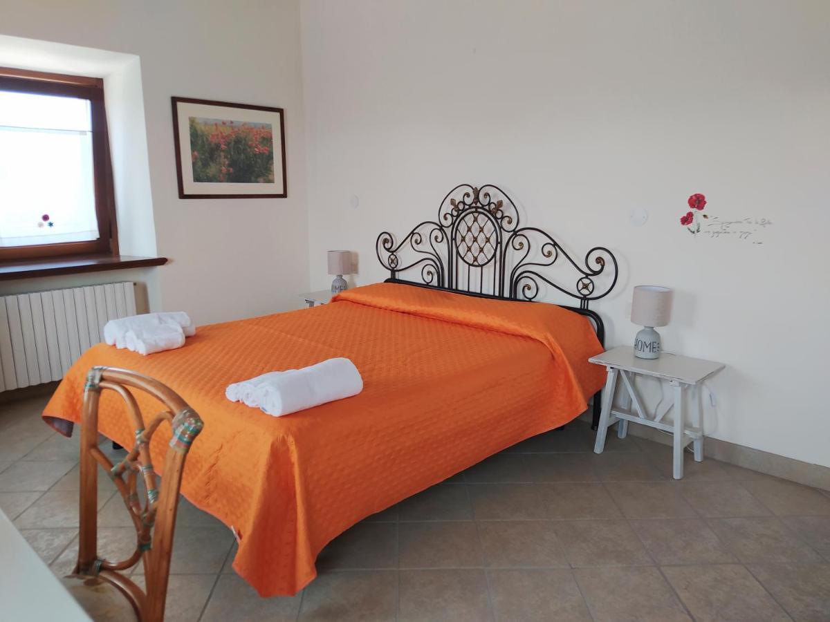 Il Girasole Country House Bed and Breakfast Camerano Esterno foto